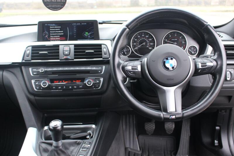 BMW 3 SERIES